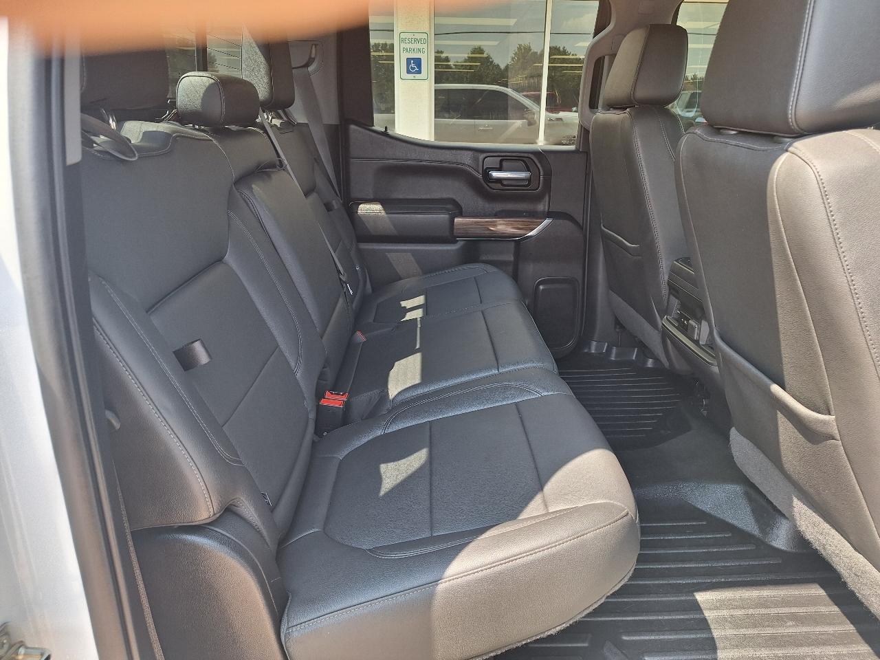 Chevrolet Silverado 1500 4WD Crew Cab 147" RST 2021
