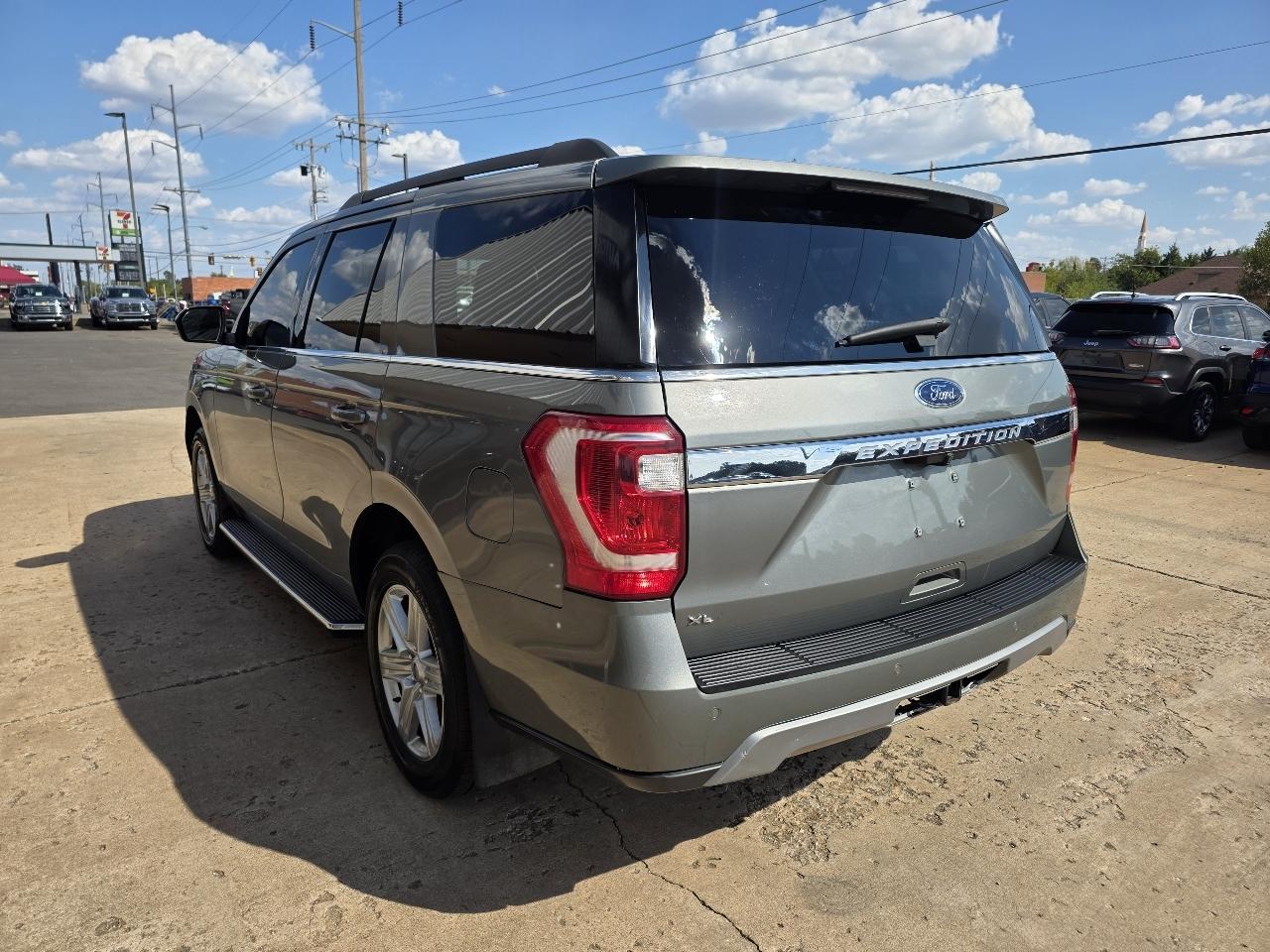 Ford Expedition XLT 4x4 2019