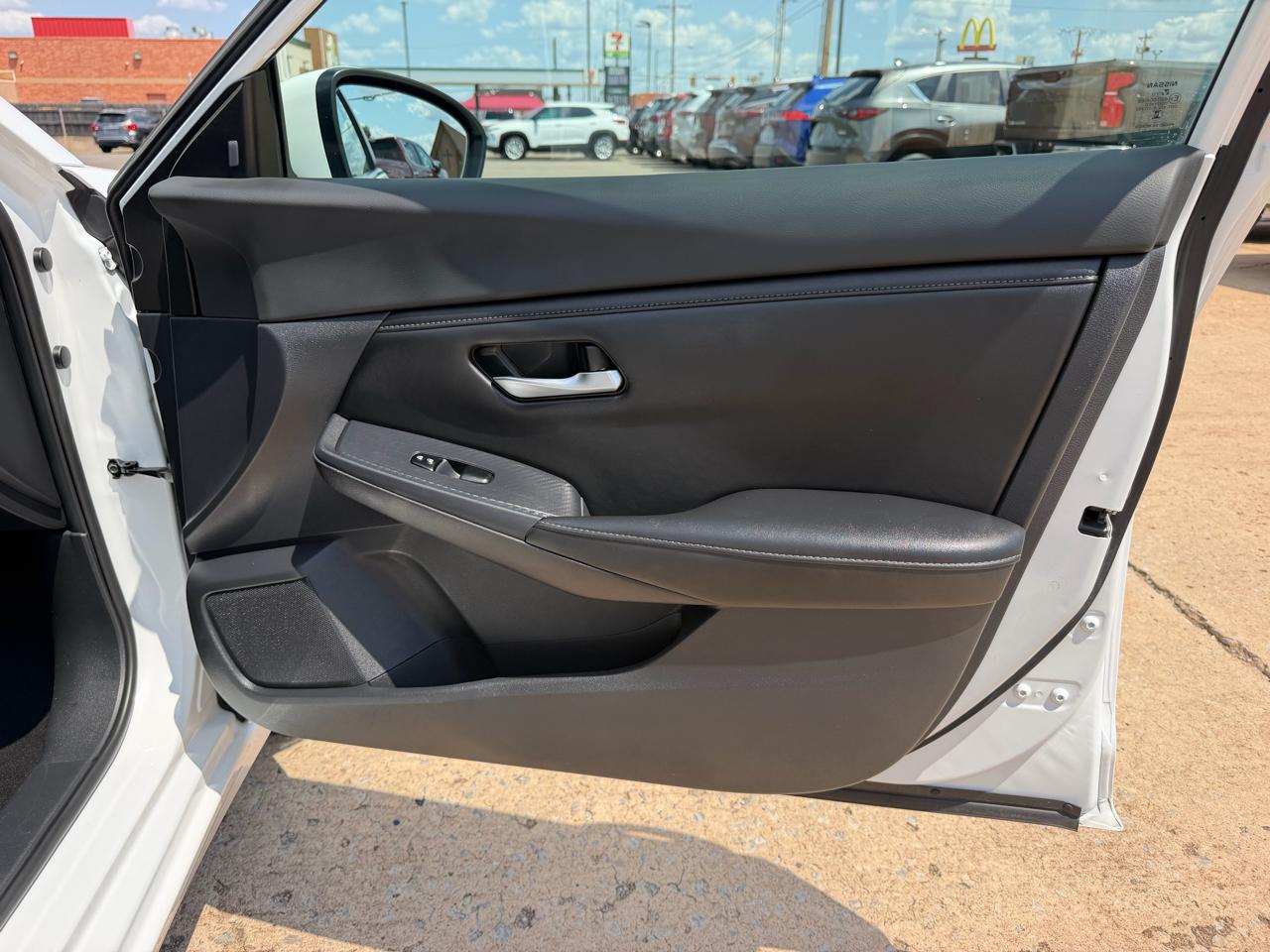 Nissan Sentra S CVT 2022