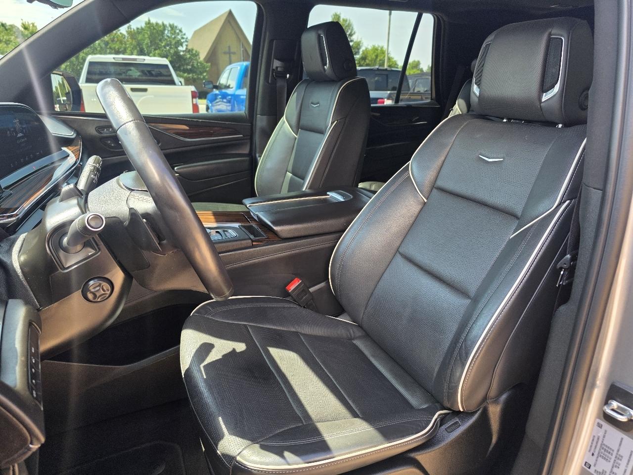 Cadillac Escalade 4WD 4dr Premium Luxury 2024
