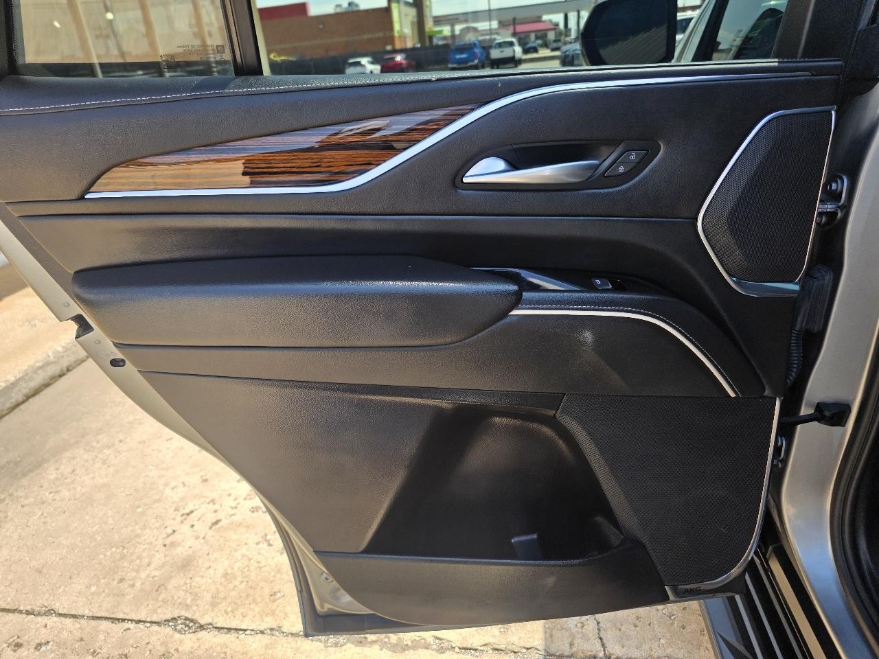 Cadillac Escalade 4WD 4dr Premium Luxury 2024