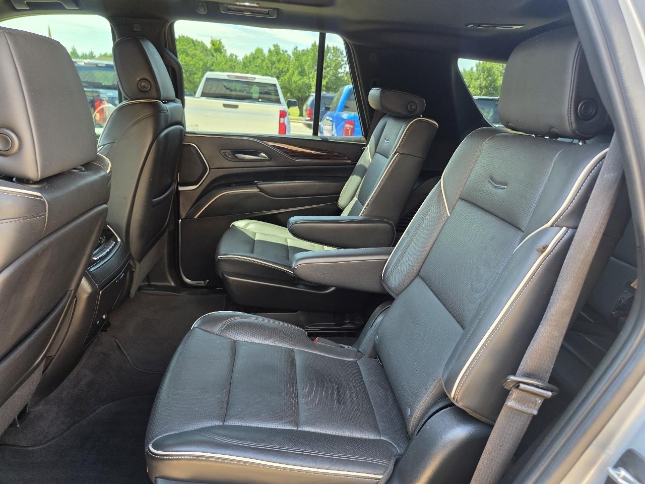 Cadillac Escalade 4WD 4dr Premium Luxury 2024