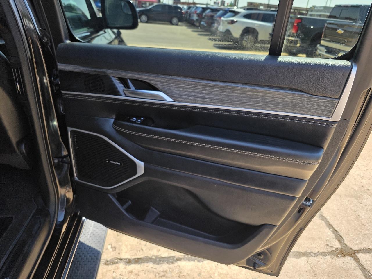 Jeep Wagoneer L Series III 4x4 2024