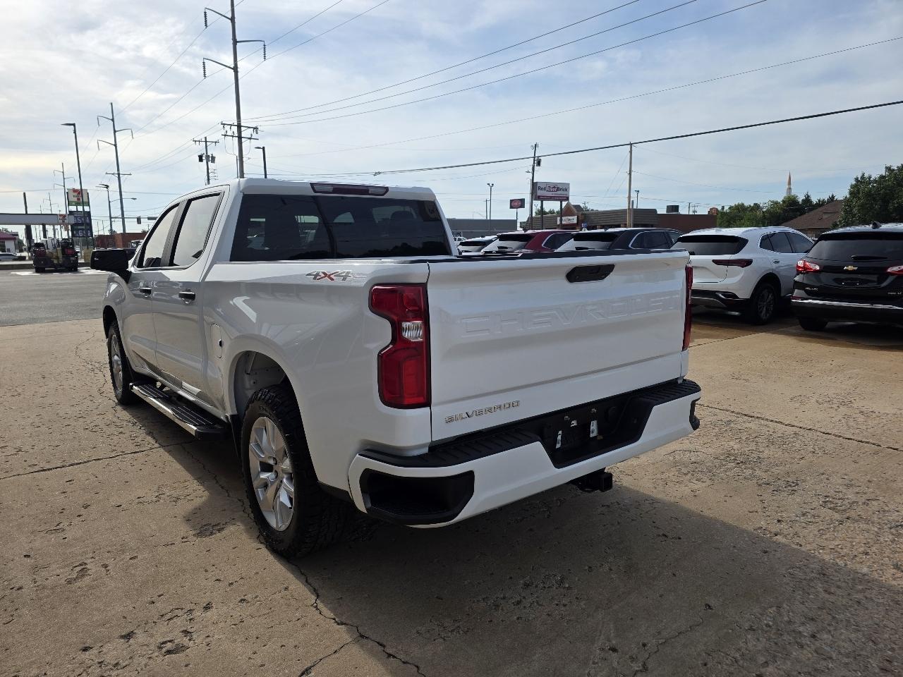 Chevrolet Silverado 1500 LTD 4WD Crew Cab 147" Custom 2022