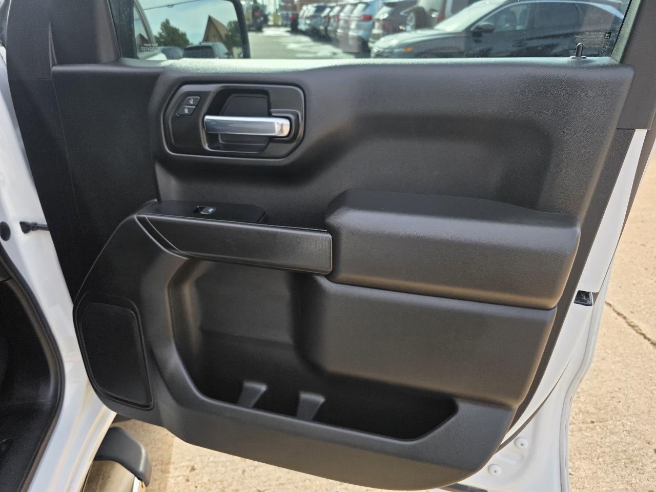 Chevrolet Silverado 1500 LTD 4WD Crew Cab 147" Custom 2022