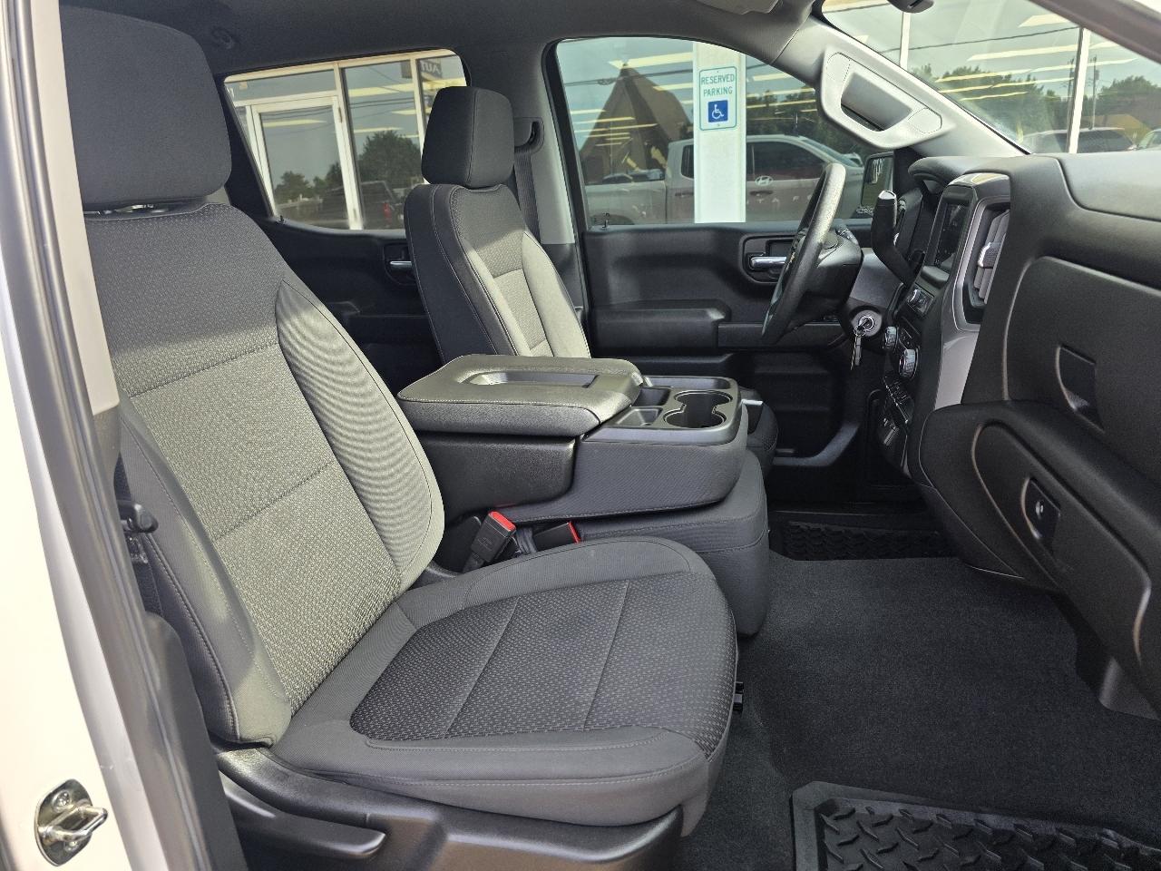Chevrolet Silverado 1500 LTD 4WD Crew Cab 147" Custom 2022
