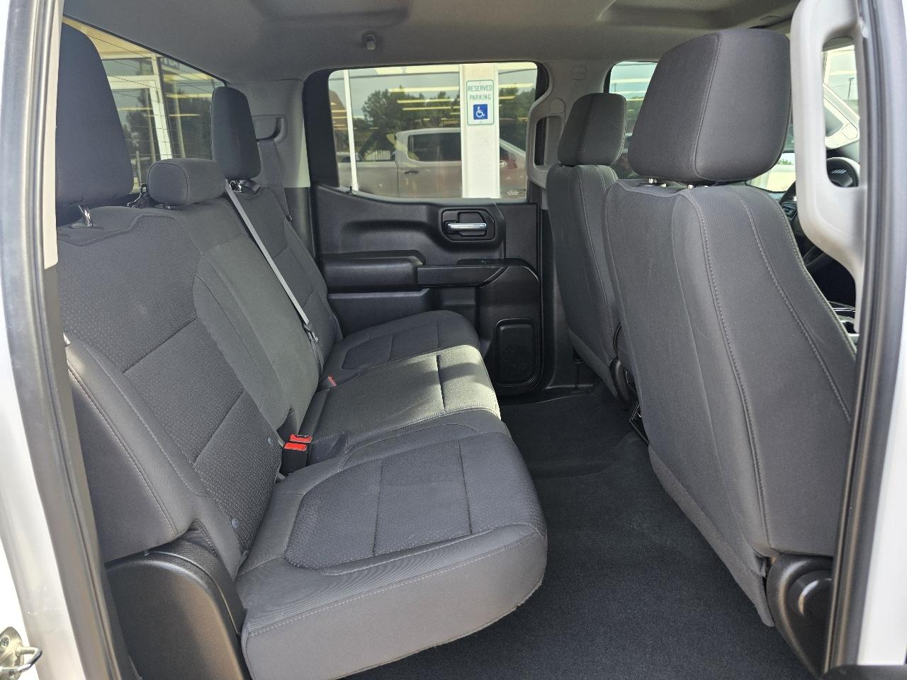 Chevrolet Silverado 1500 LTD 4WD Crew Cab 147" Custom 2022