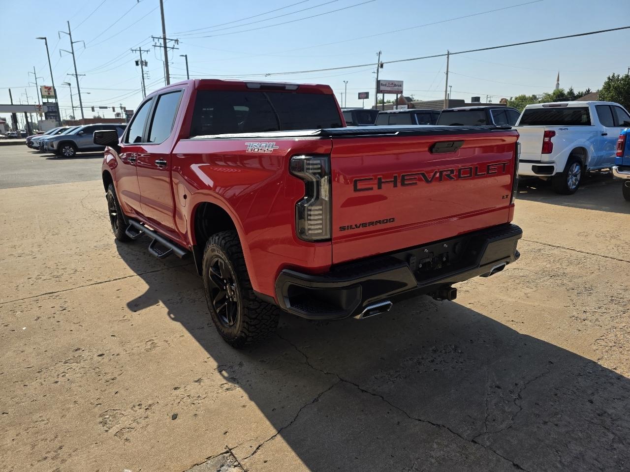 Chevrolet Silverado 1500 LTD 4WD Crew Cab 147" LT Trail Boss 2022