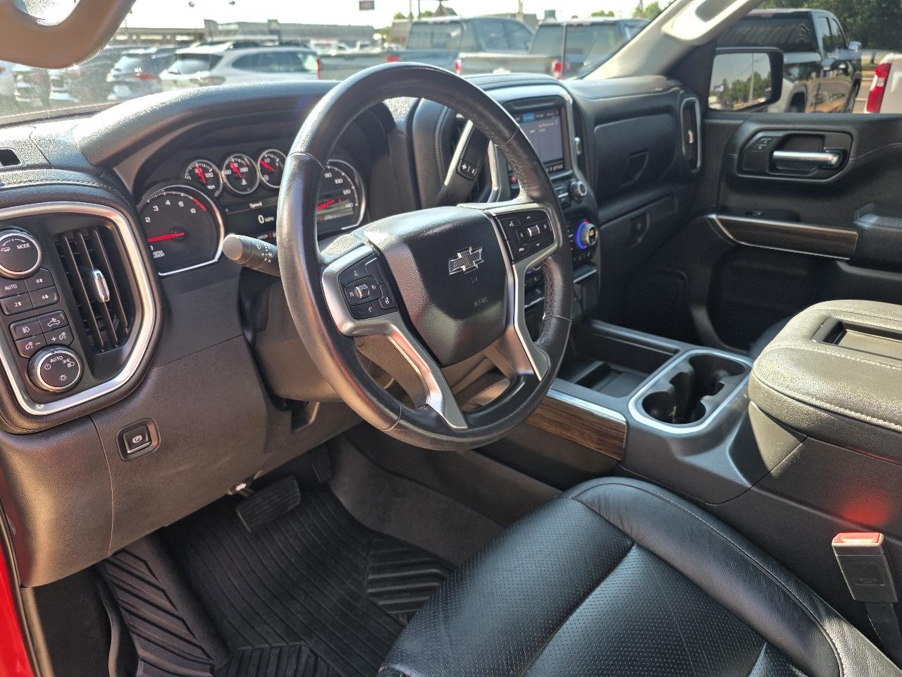 Chevrolet Silverado 1500 LTD 4WD Crew Cab 147" LT Trail Boss 2022