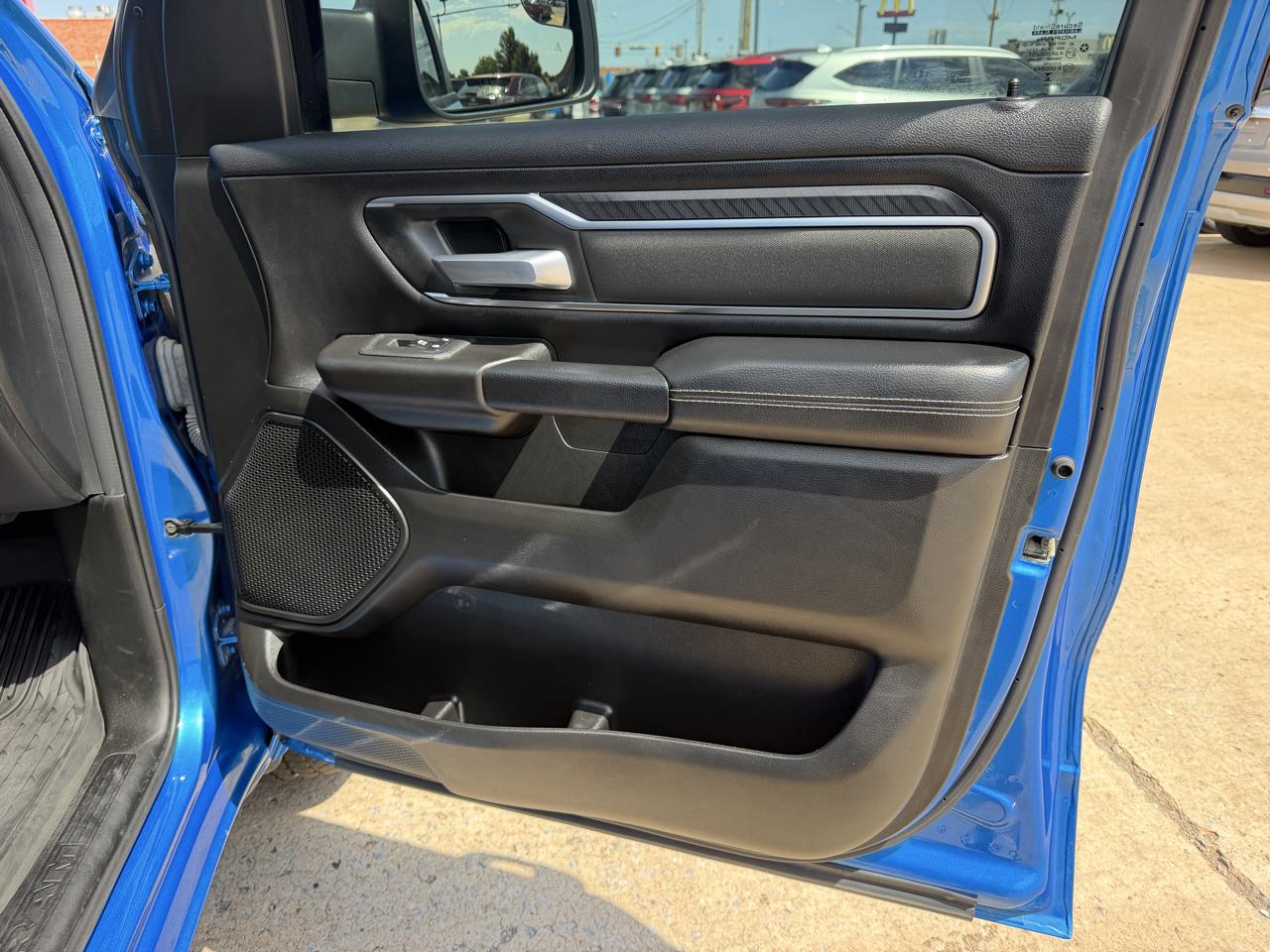 RAM 1500 Big Horn 4x4 Quad Cab 6'4" Box 2025