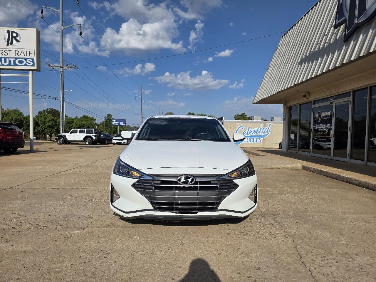 Hyundai Elantra Value Edition IVT 2020