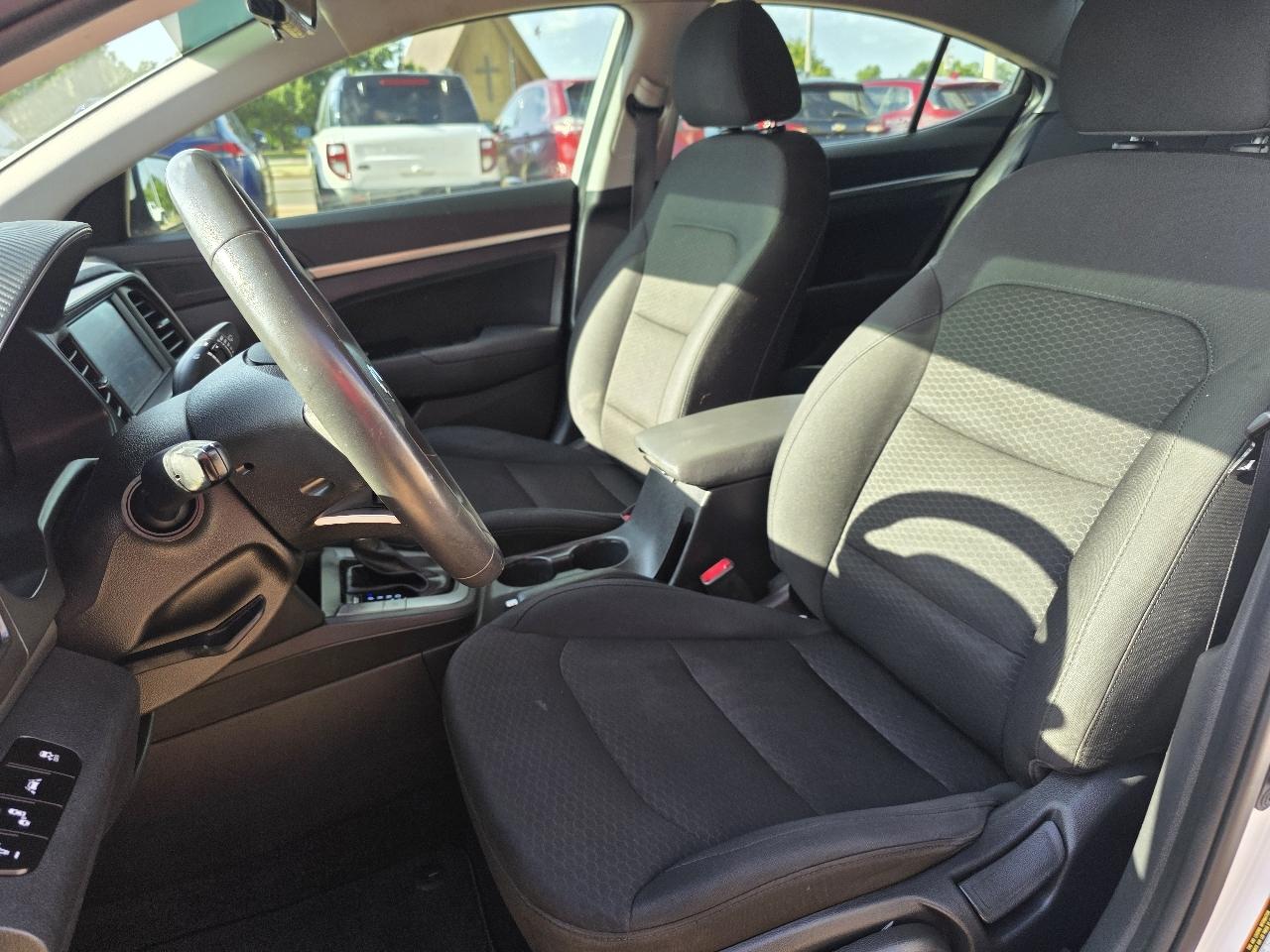 Hyundai Elantra Value Edition IVT 2020