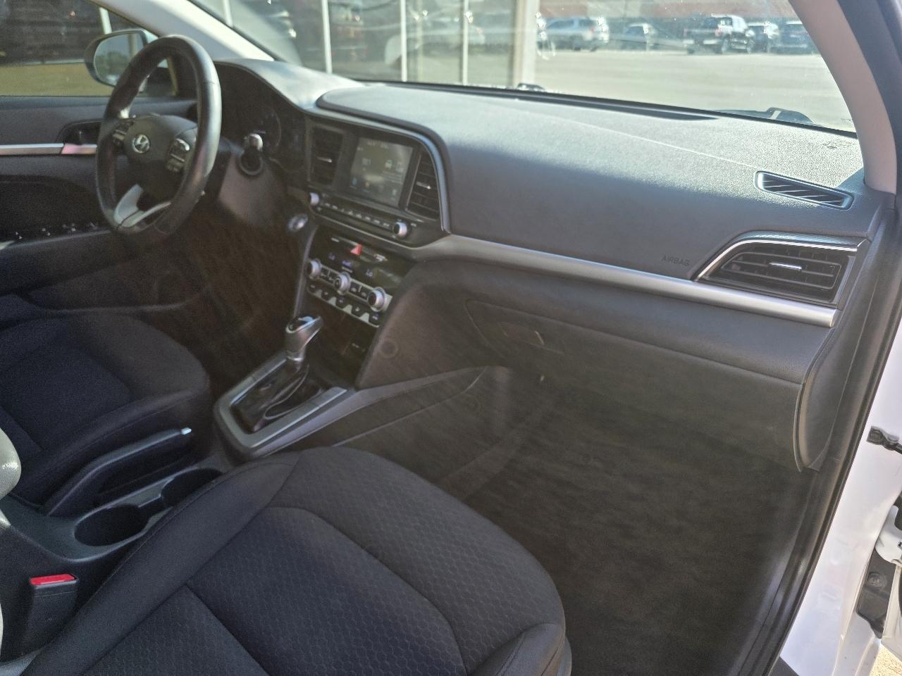 Hyundai Elantra Value Edition IVT 2020