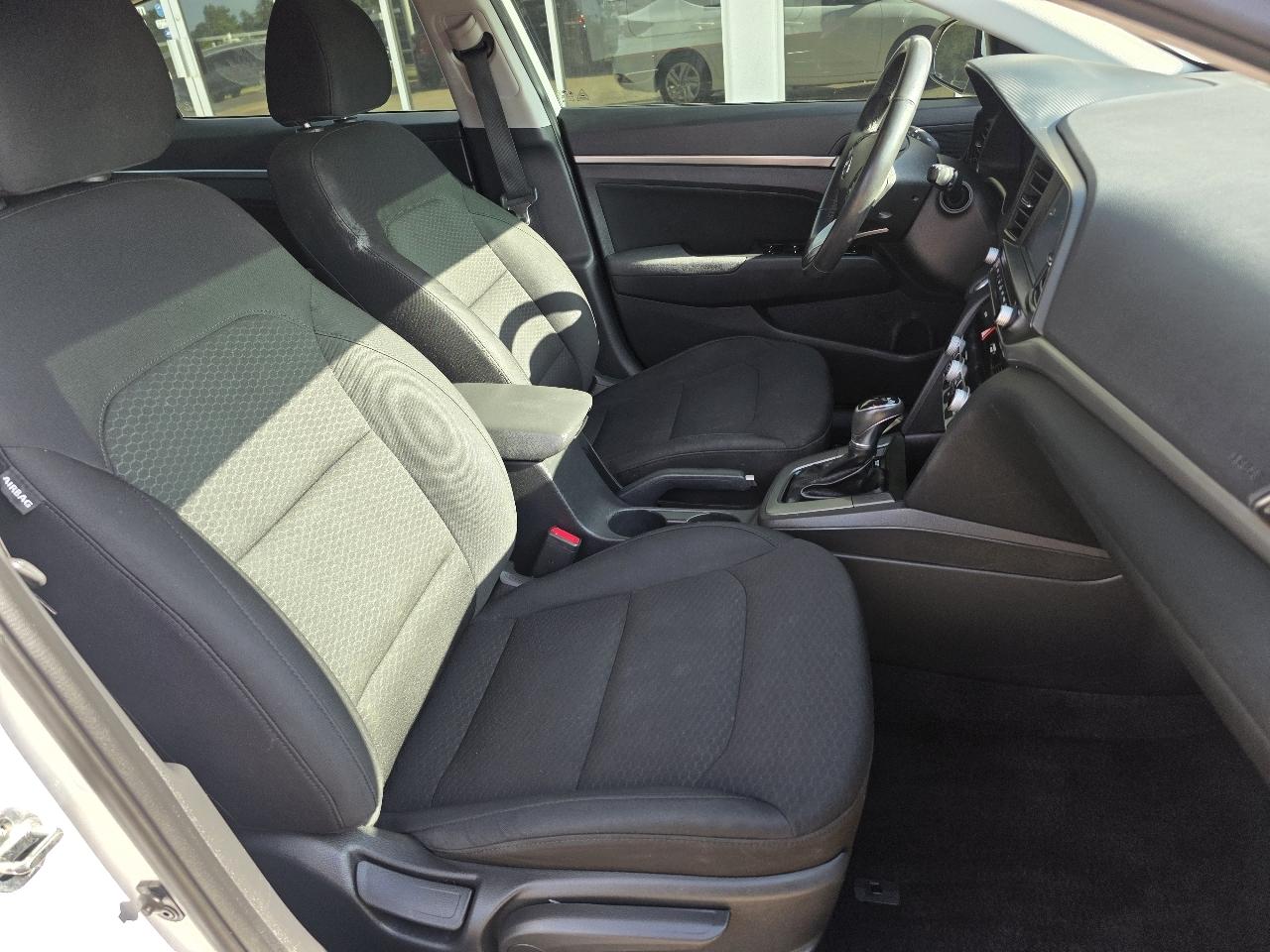 Hyundai Elantra Value Edition IVT 2020