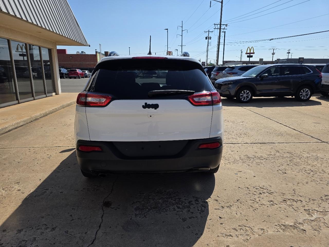 Jeep Cherokee Latitude FWD 2018