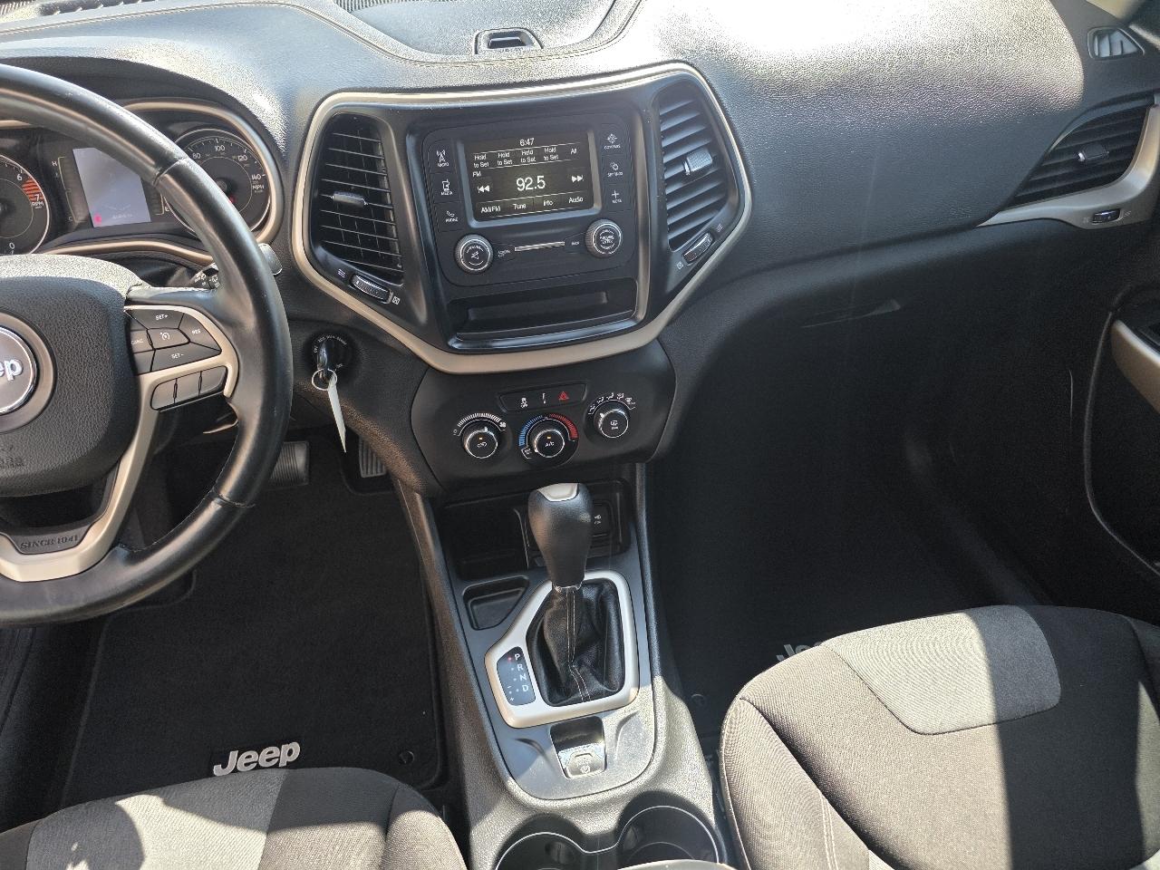 Jeep Cherokee Latitude FWD 2018