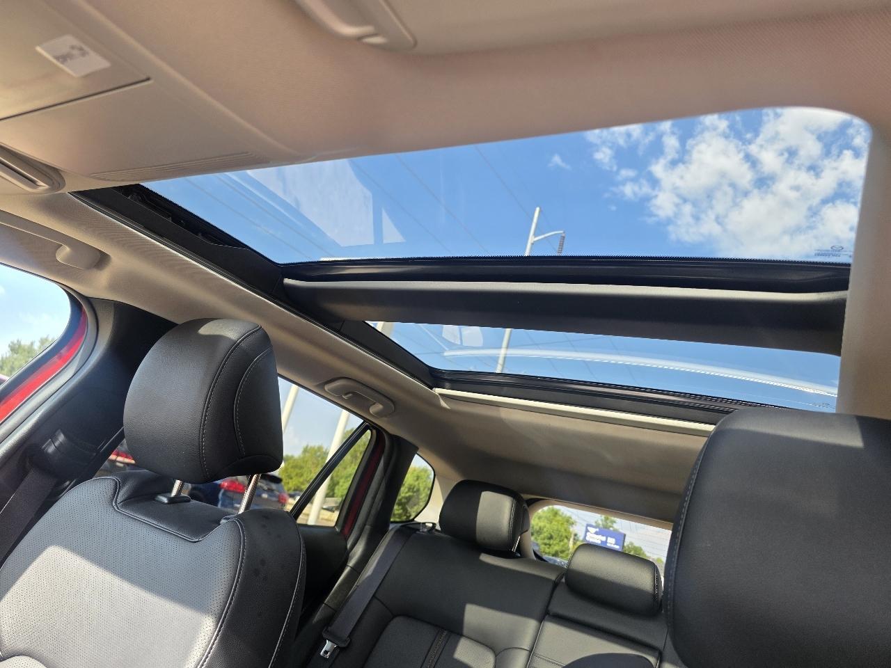 Mazda CX-50 Hybrid Premium Package AWD 2025