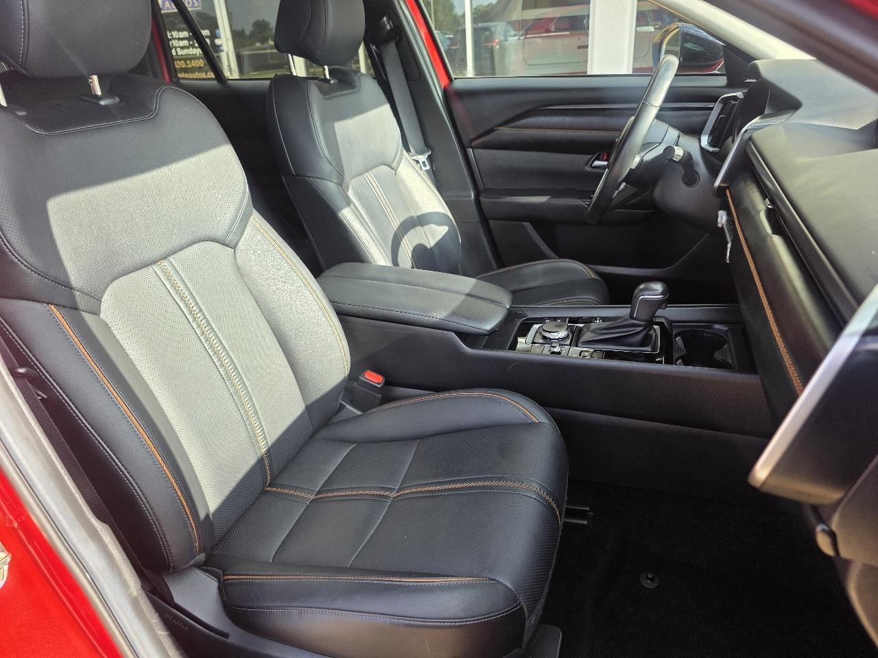 Mazda CX-50 Hybrid Premium Package AWD 2025