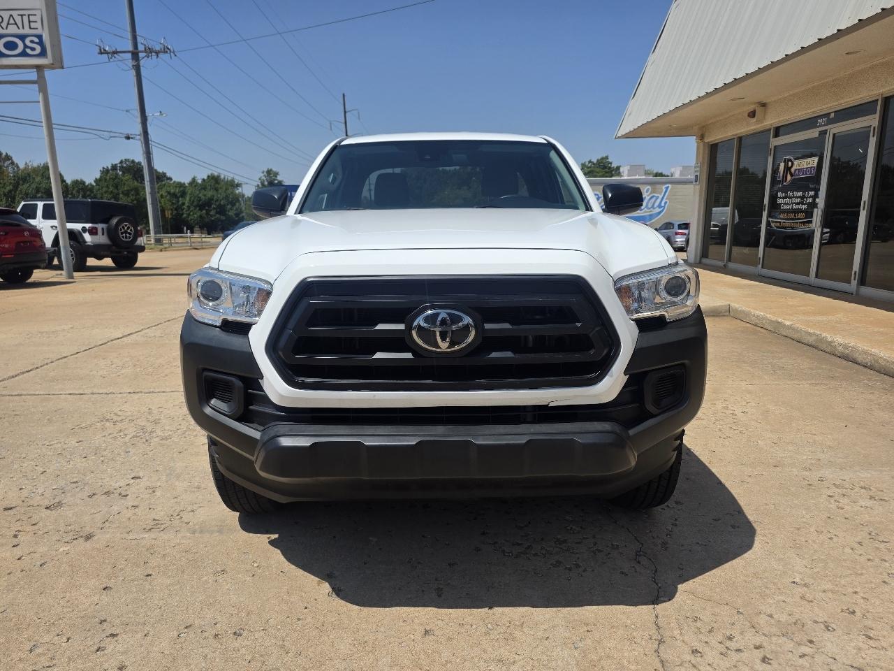 Toyota Tacoma 2WD SR5 Access Cab 6' Bed I4 AT (Natl) 2022
