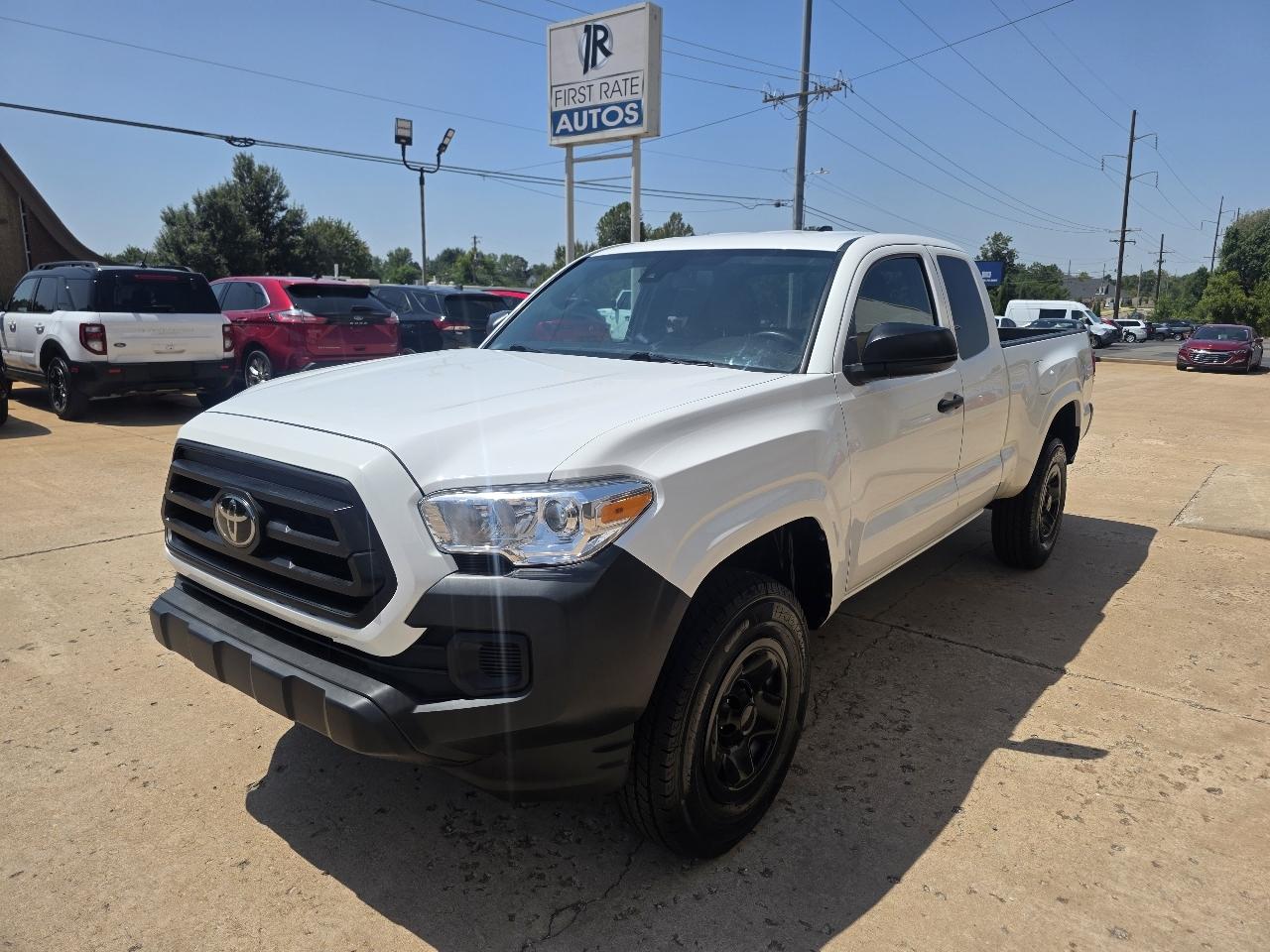 Toyota Tacoma 2WD SR5 Access Cab 6' Bed I4 AT (Natl) 2022