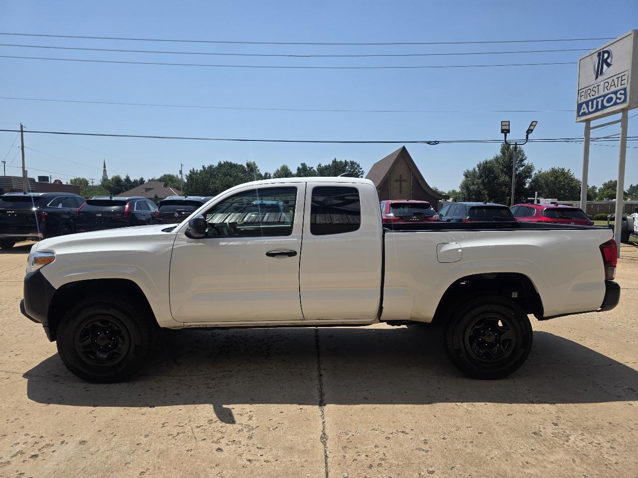 Toyota Tacoma 2WD SR5 Access Cab 6' Bed I4 AT (Natl) 2022