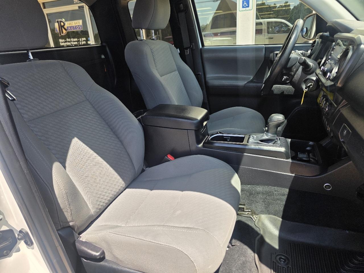 Toyota Tacoma 2WD SR5 Access Cab 6' Bed I4 AT (Natl) 2022