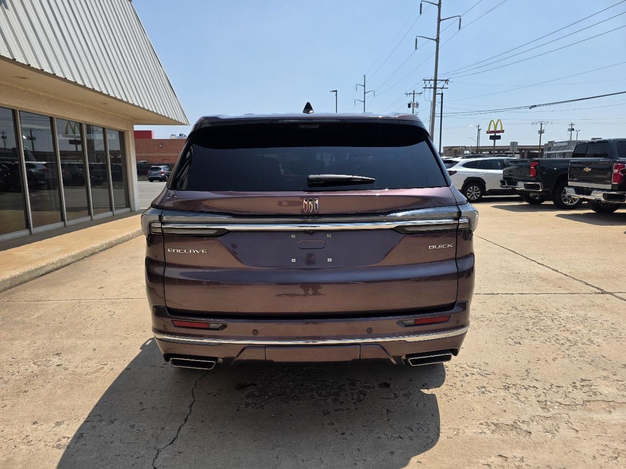 Buick Enclave 4dr Avenir 2025