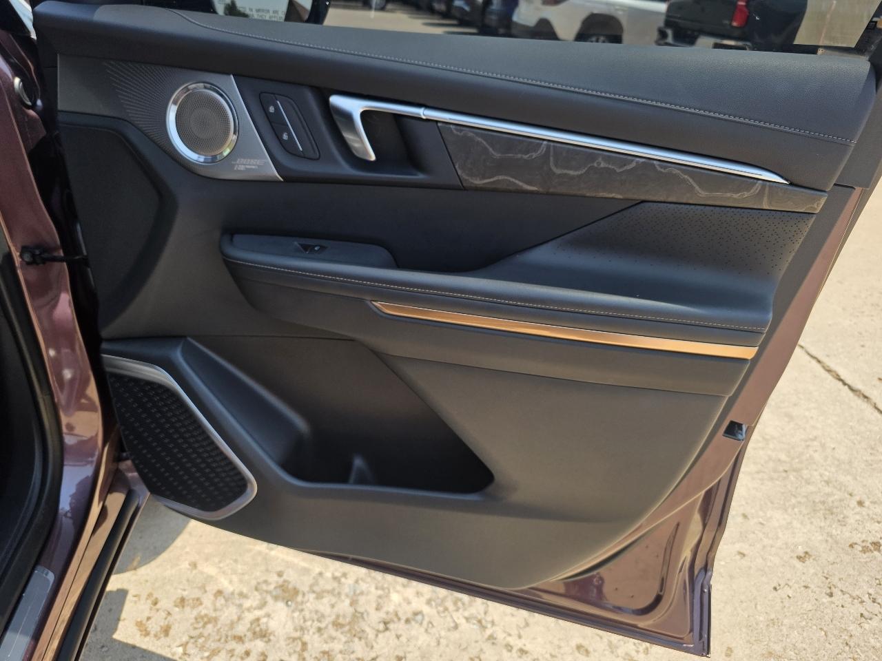 Buick Enclave 4dr Avenir 2025