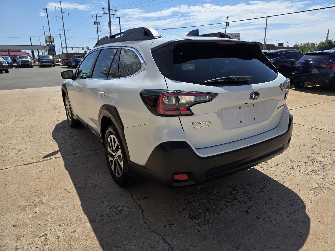 Subaru Outback Premium AWD 2024