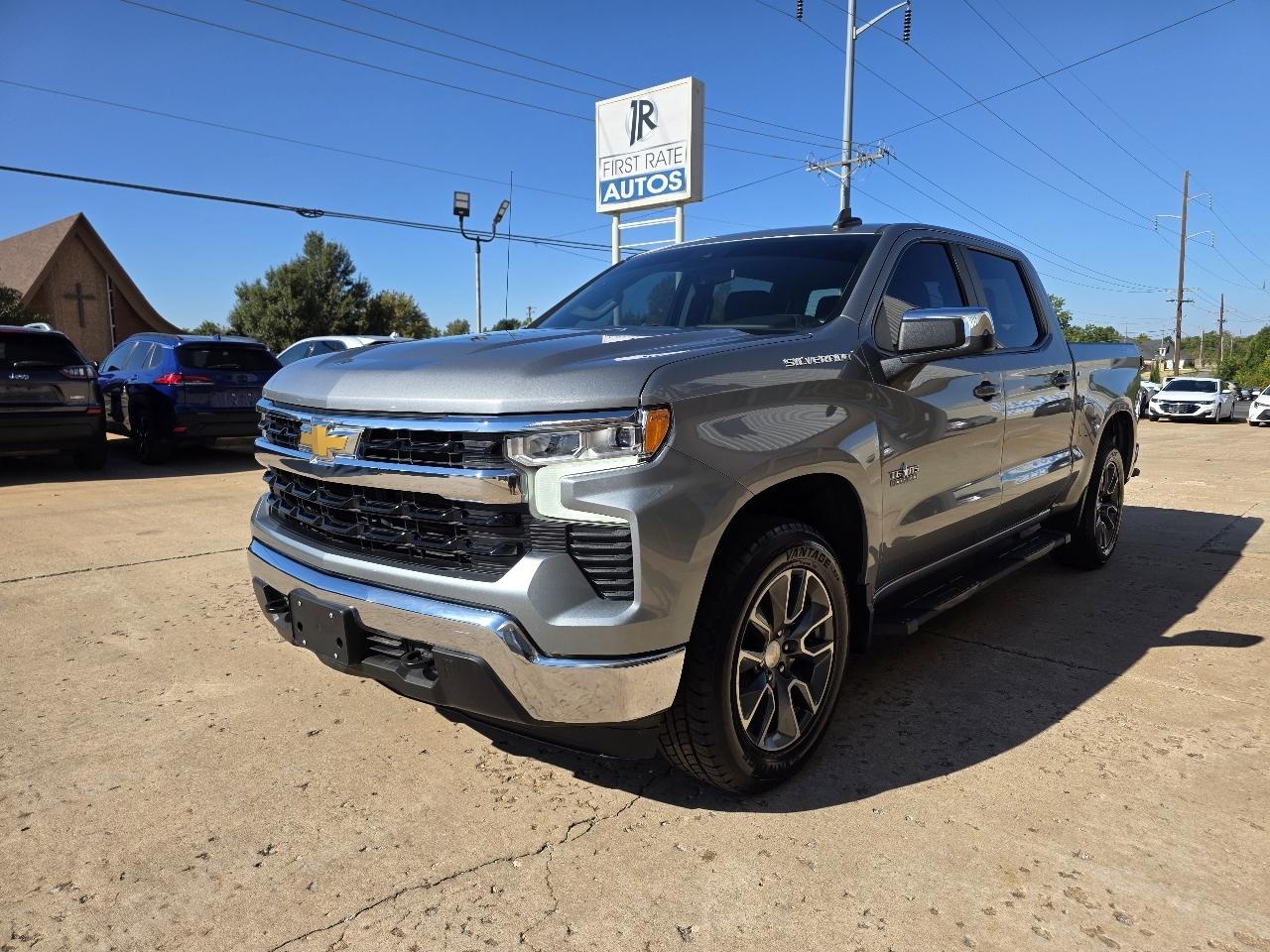 Chevrolet Silverado 1500 4WD Crew Cab 147" LT w/1LT 2023