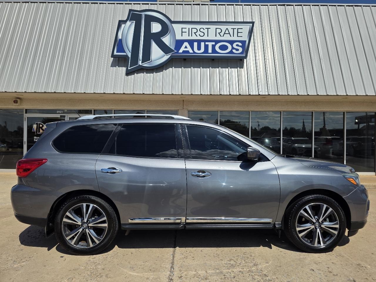 Nissan Pathfinder FWD Platinum 2018