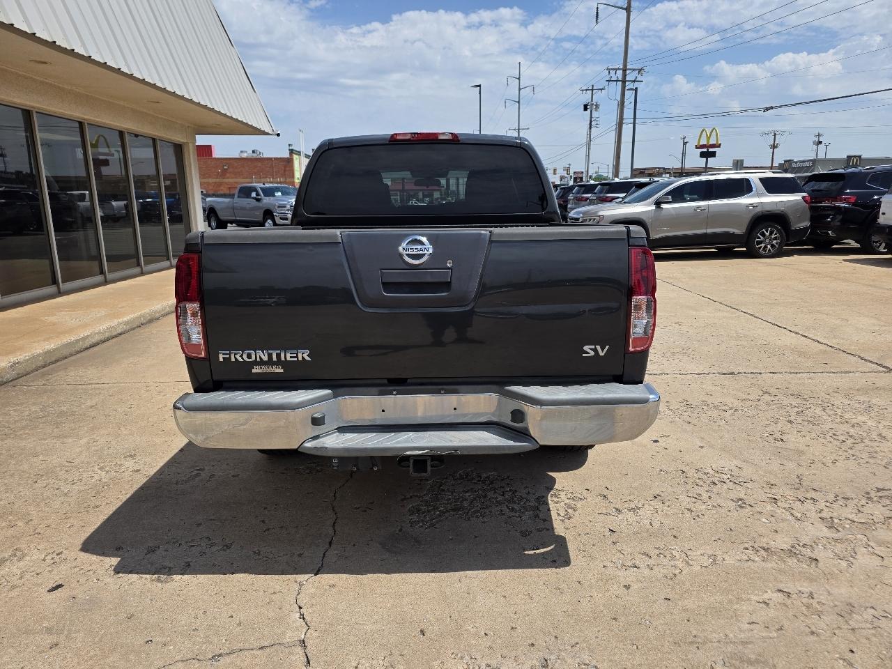 Nissan Frontier 2WD Crew Cab SWB Auto SV 2011