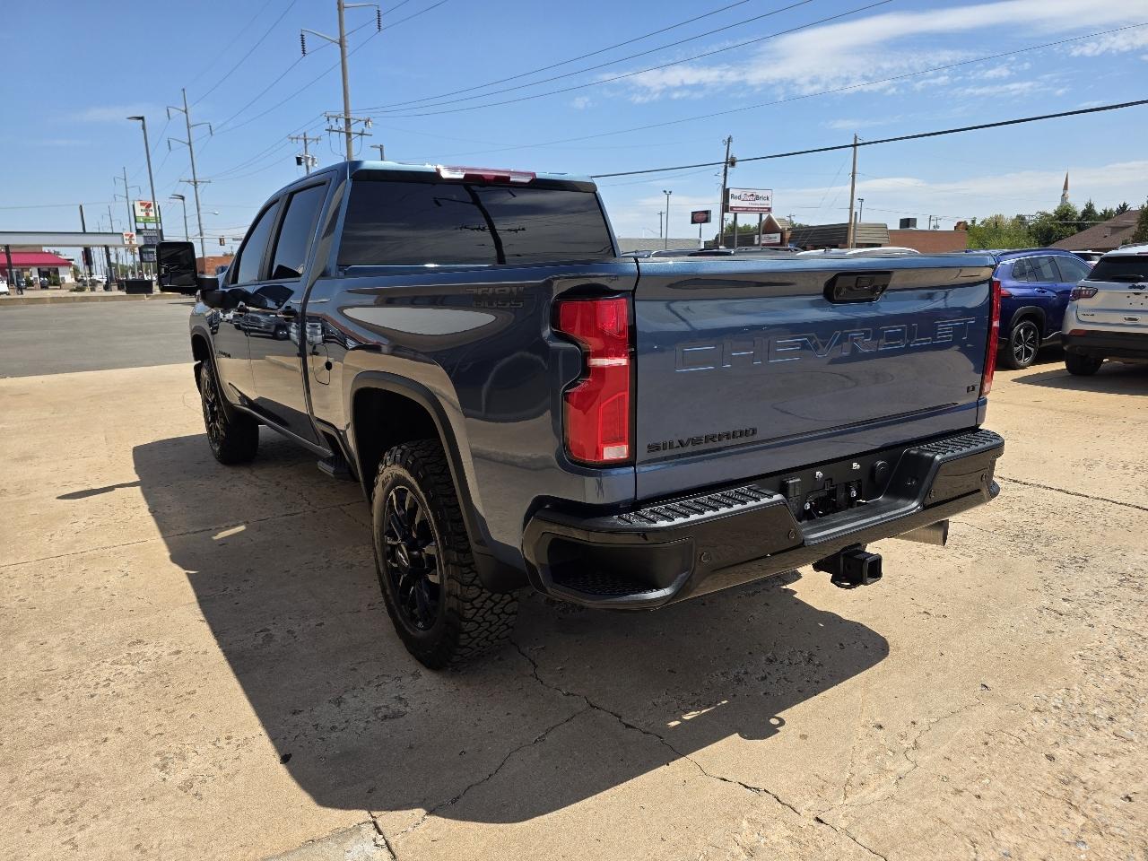 Chevrolet Silverado 2500HD 4WD Crew Cab 159" LT 2026