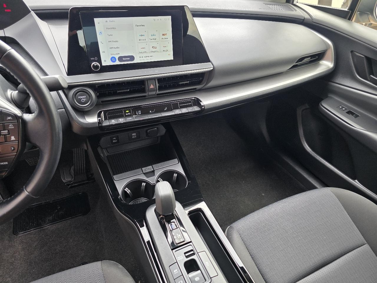 Toyota Prius Nightshade (Natl) 2025
