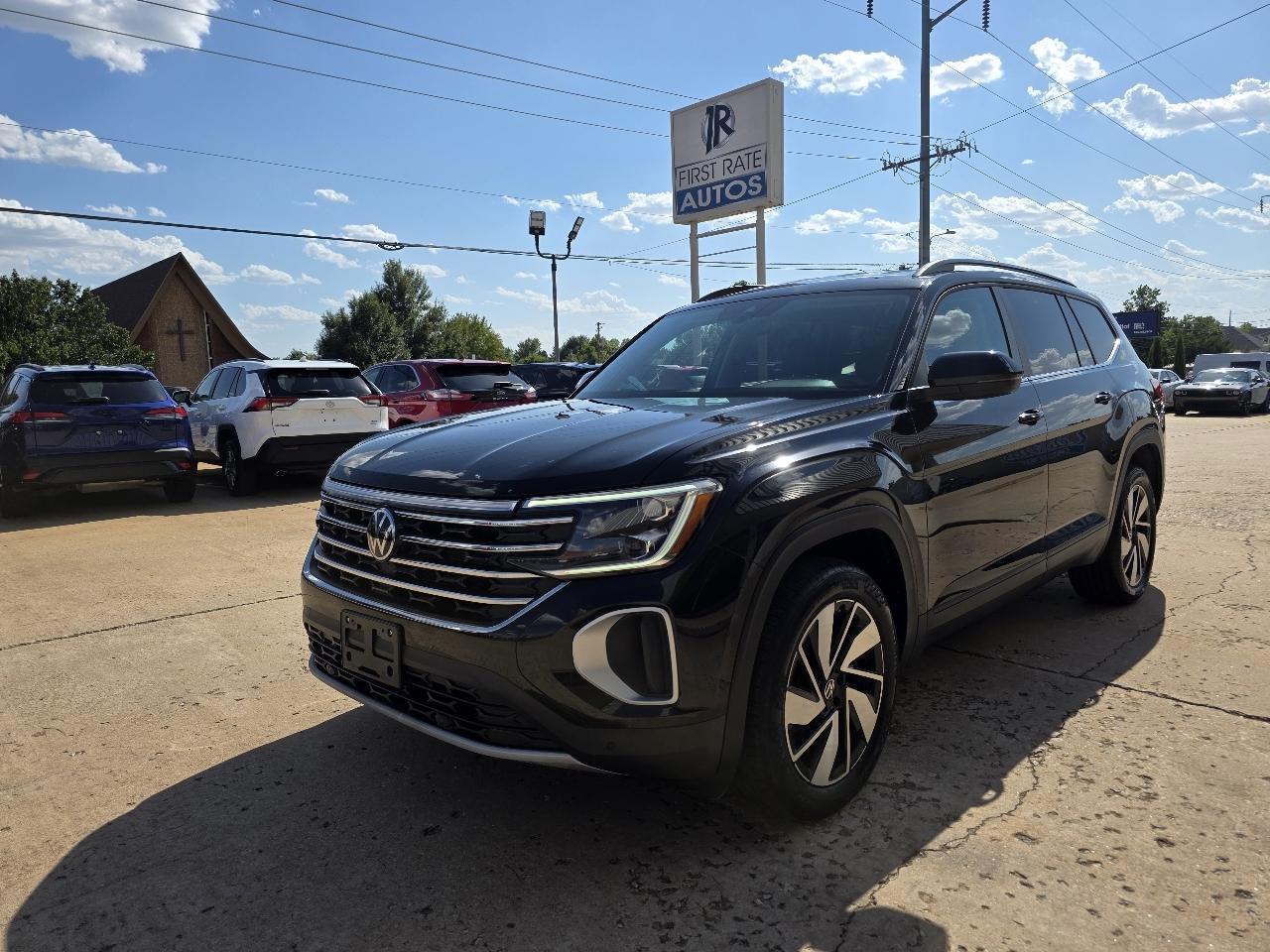 Volkswagen Atlas 2.0T SE w/Technology 4MOTION 2025