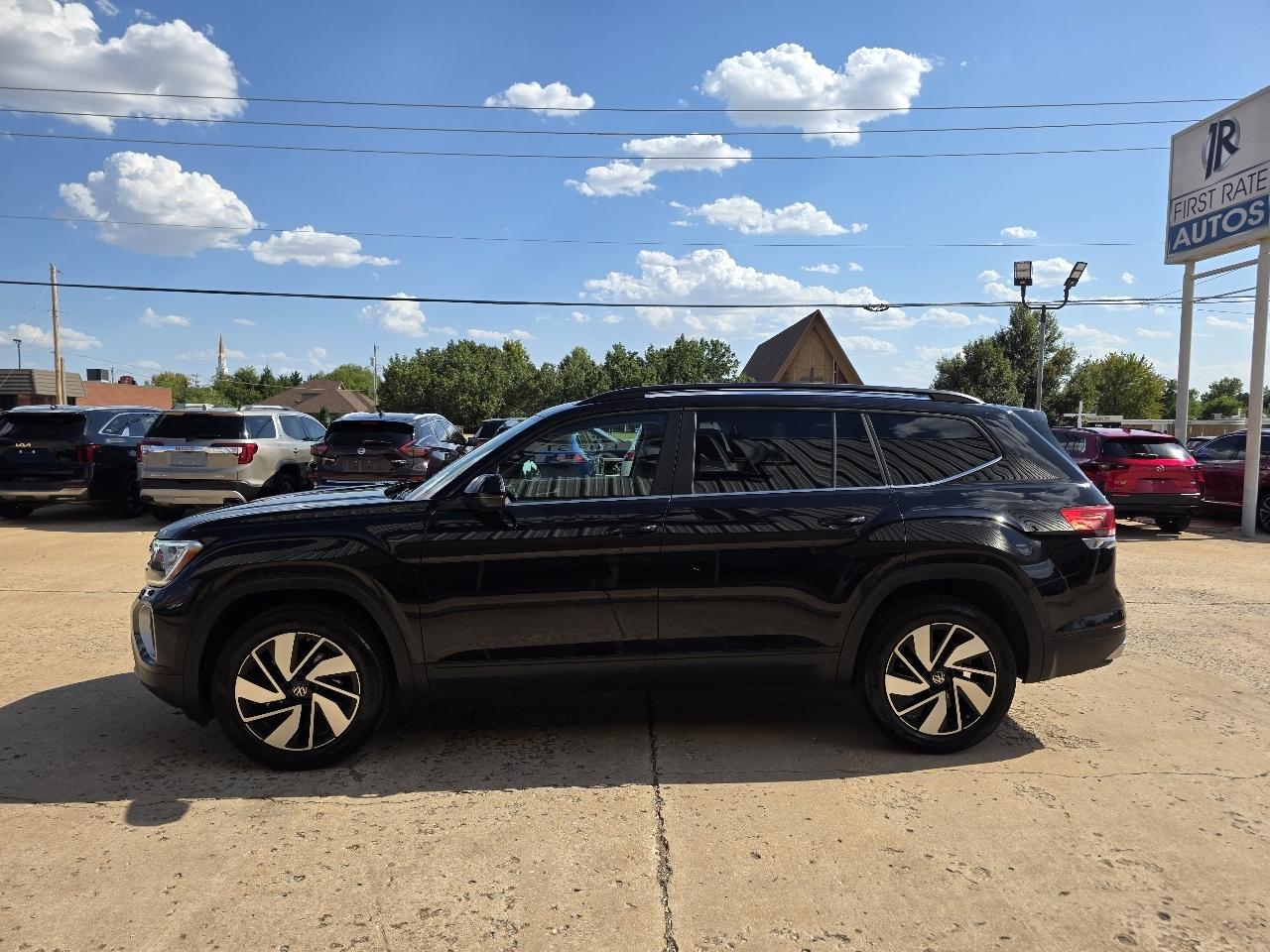 Volkswagen Atlas 2.0T SE w/Technology 4MOTION 2025