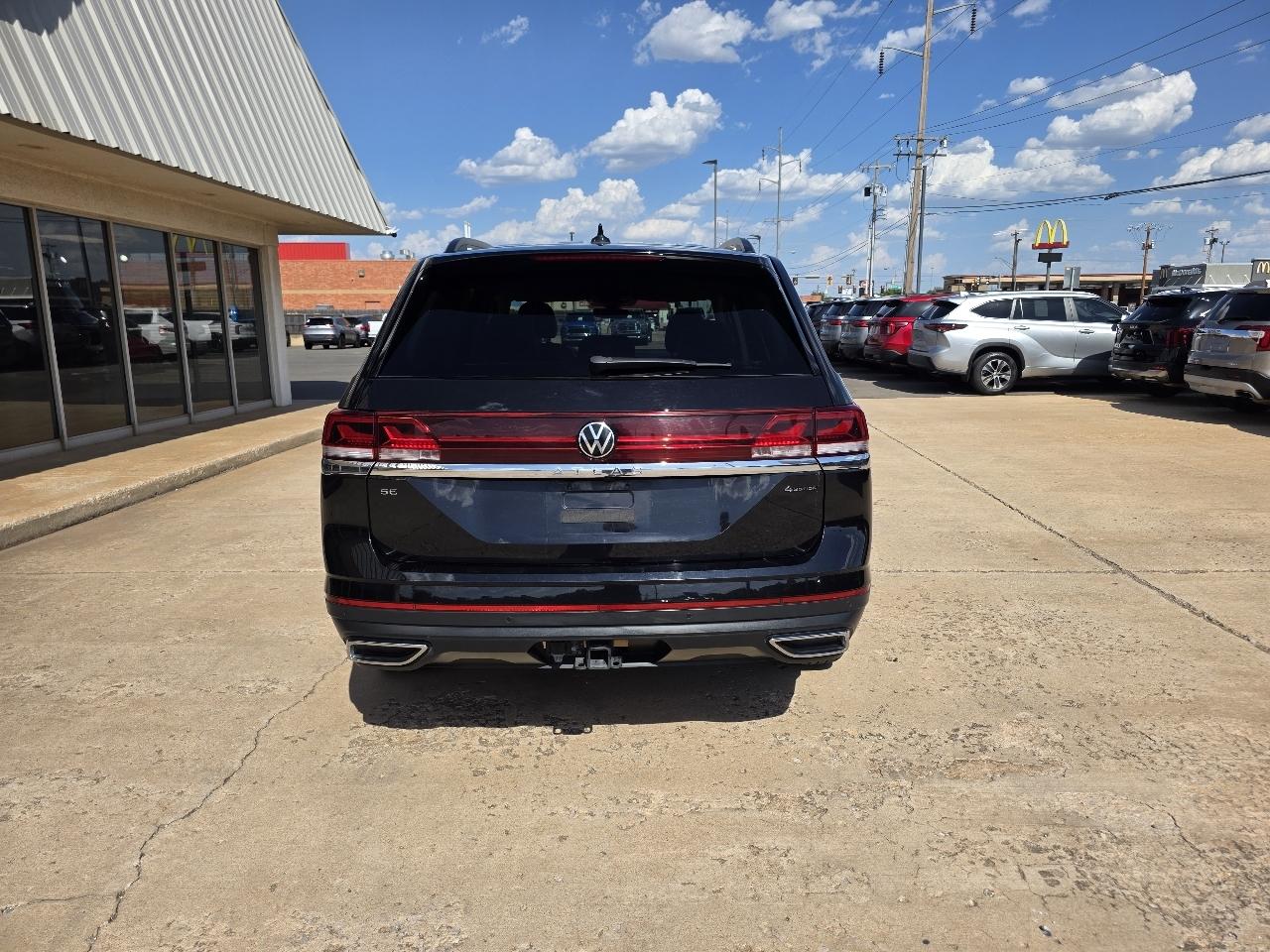 Volkswagen Atlas 2.0T SE w/Technology 4MOTION 2025