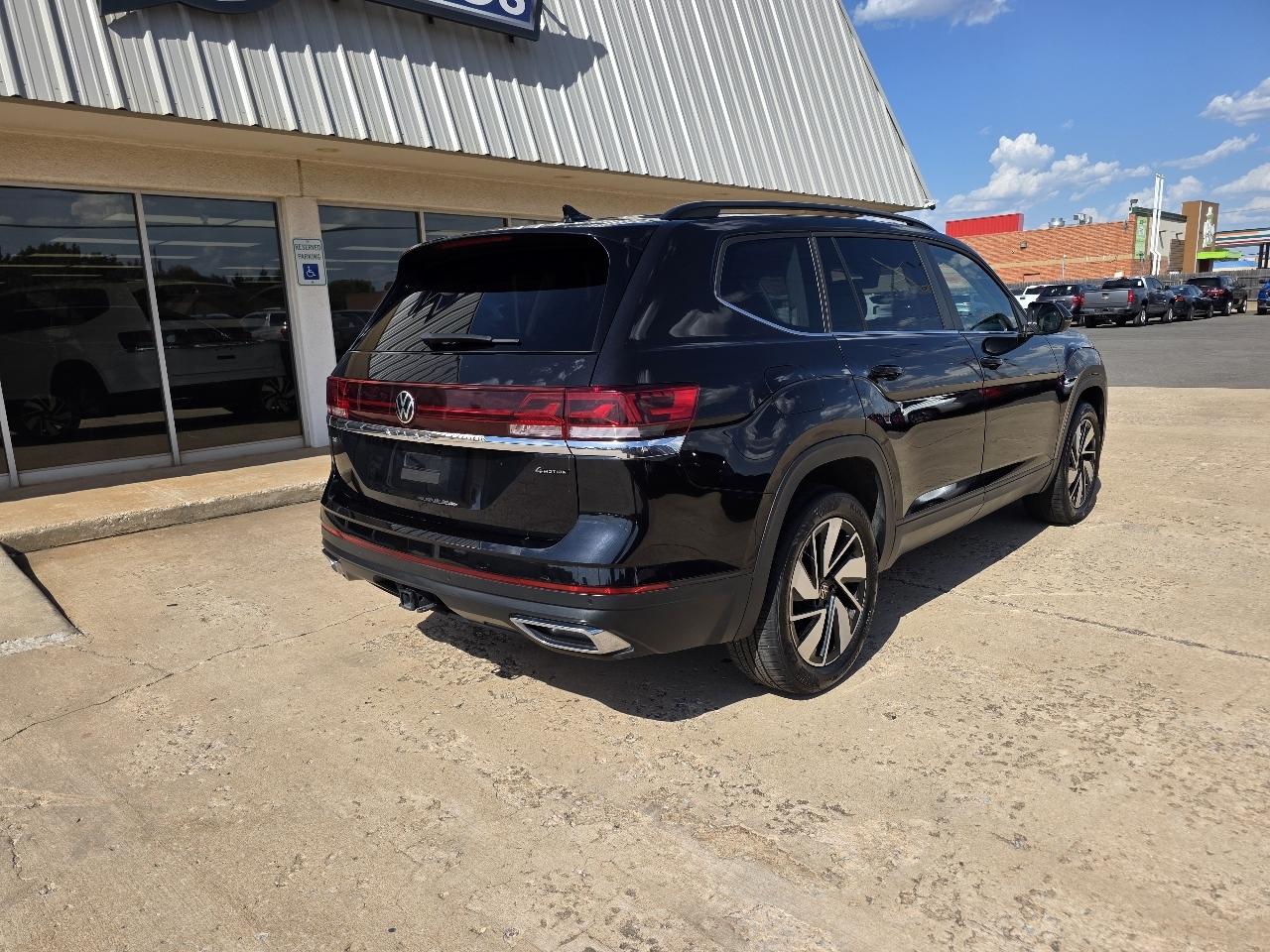 Volkswagen Atlas 2.0T SE w/Technology 4MOTION 2025