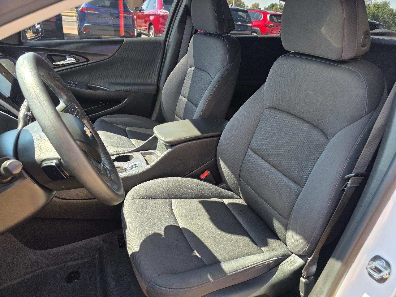 Chevrolet Malibu 4dr Sdn LS w/1FL 2023