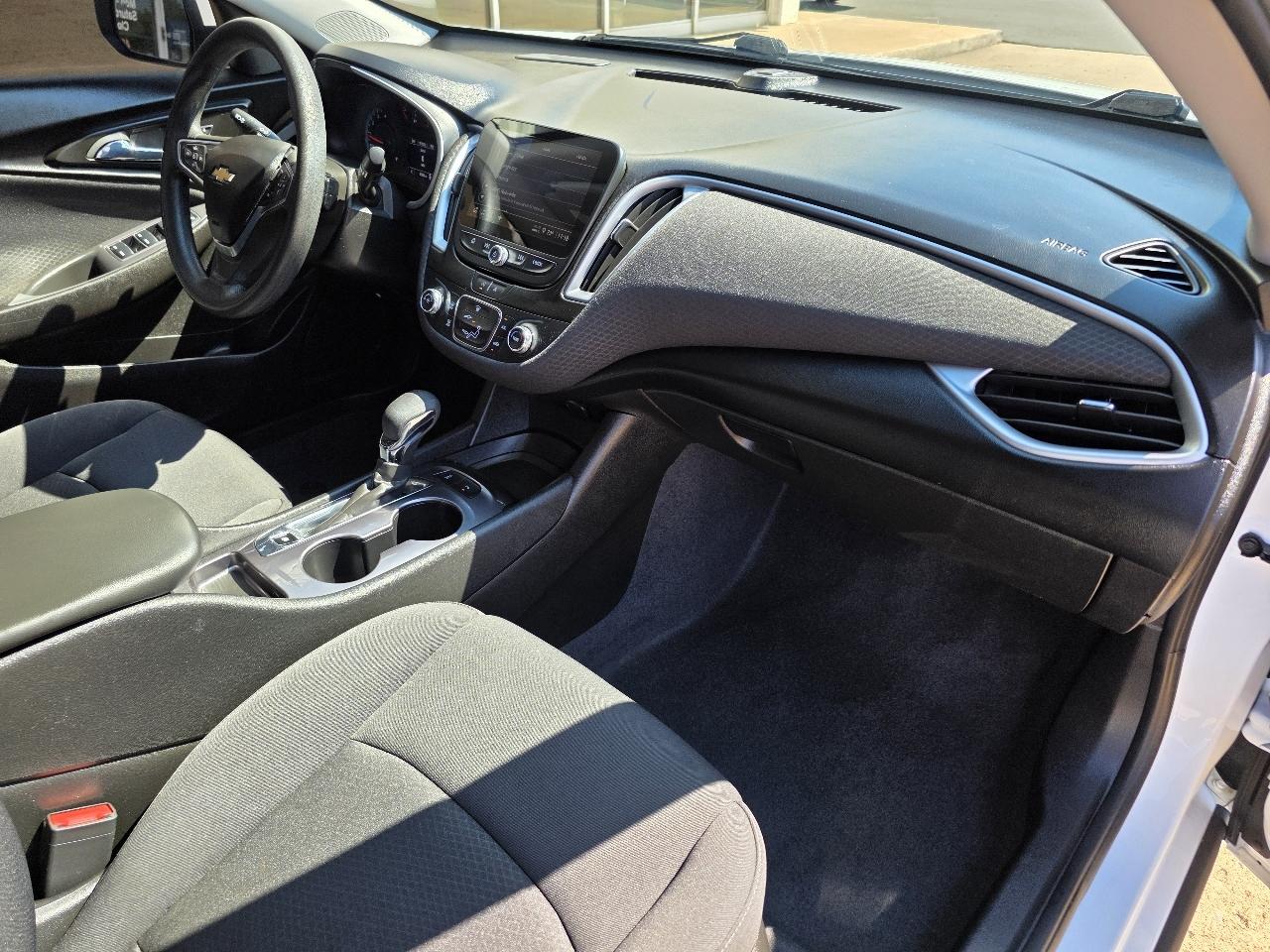 Chevrolet Malibu 4dr Sdn LS w/1FL 2023