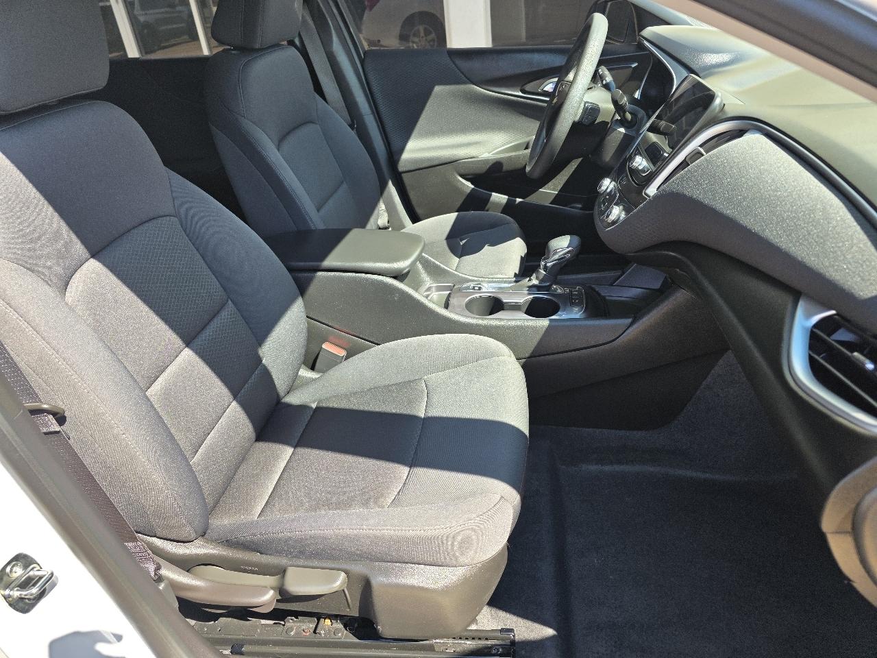 Chevrolet Malibu 4dr Sdn LS w/1FL 2023