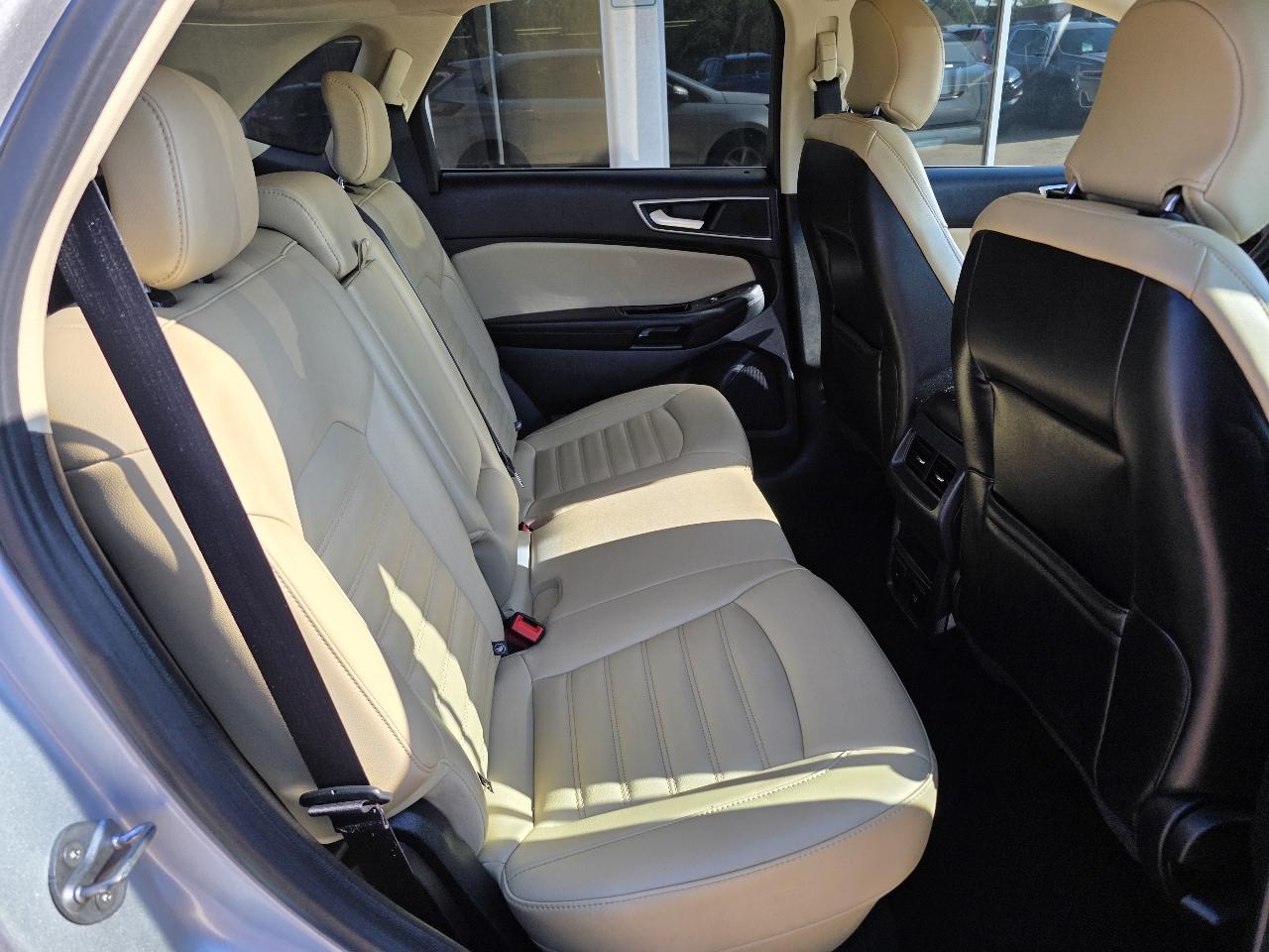 Ford Edge SEL FWD 2019