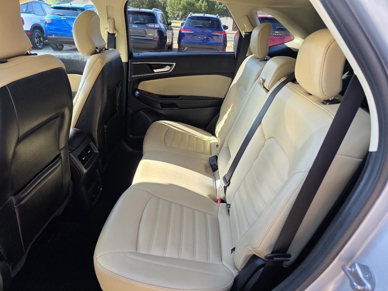Ford Edge SEL FWD 2019