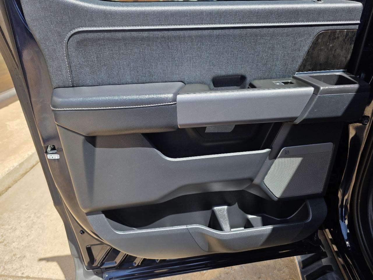 Ford F-150 Lariat 4WD SuperCrew 5.5' Box 2022
