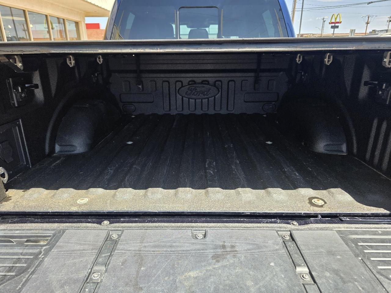 Ford F-150 Lariat 4WD SuperCrew 5.5' Box 2022