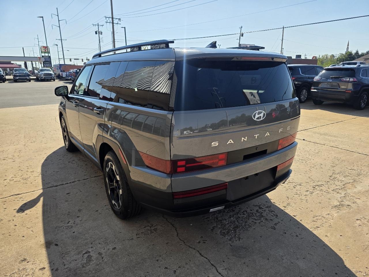Hyundai Santa Fe SEL FWD 2025