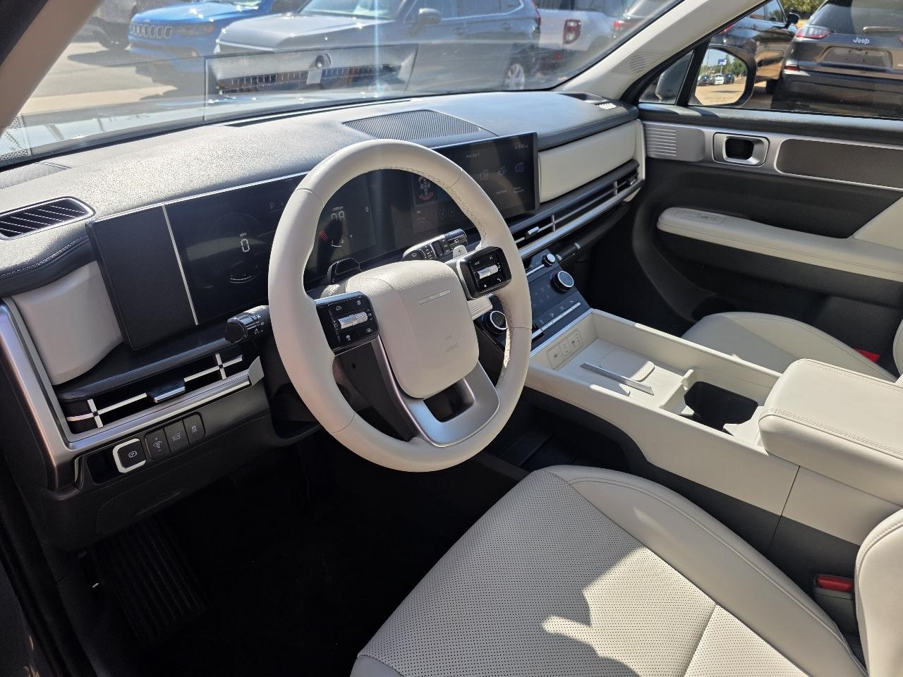 Hyundai Santa Fe SEL FWD 2025