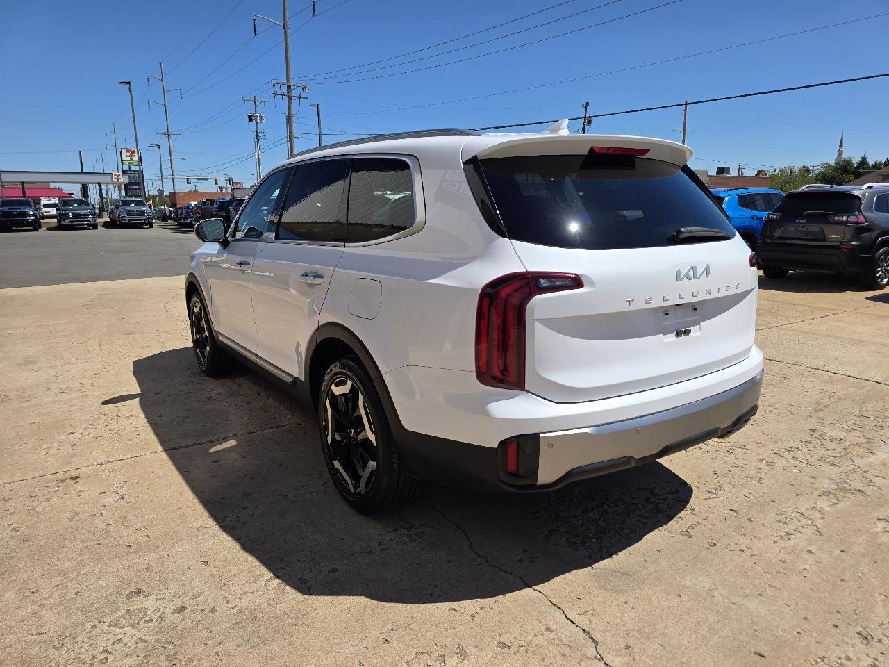 Kia Telluride S FWD 2025