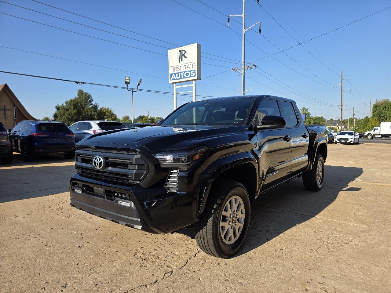 Toyota Tacoma 4WD SR5 Double Cab 5' Bed AT (Natl) 2025