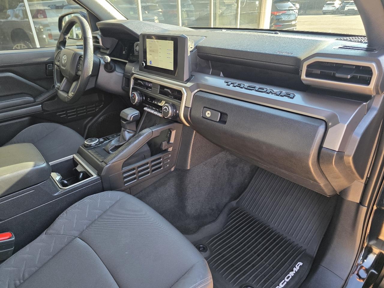 Toyota Tacoma 4WD SR5 Double Cab 5' Bed AT (Natl) 2025